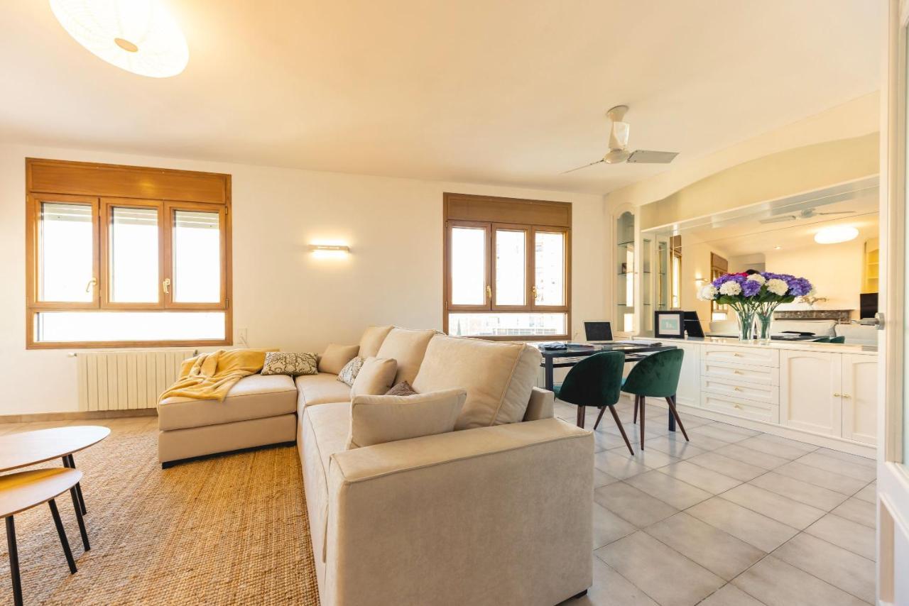 Bravissimo El Lleó, bright 4-bedroom apartment Girona Exterior foto