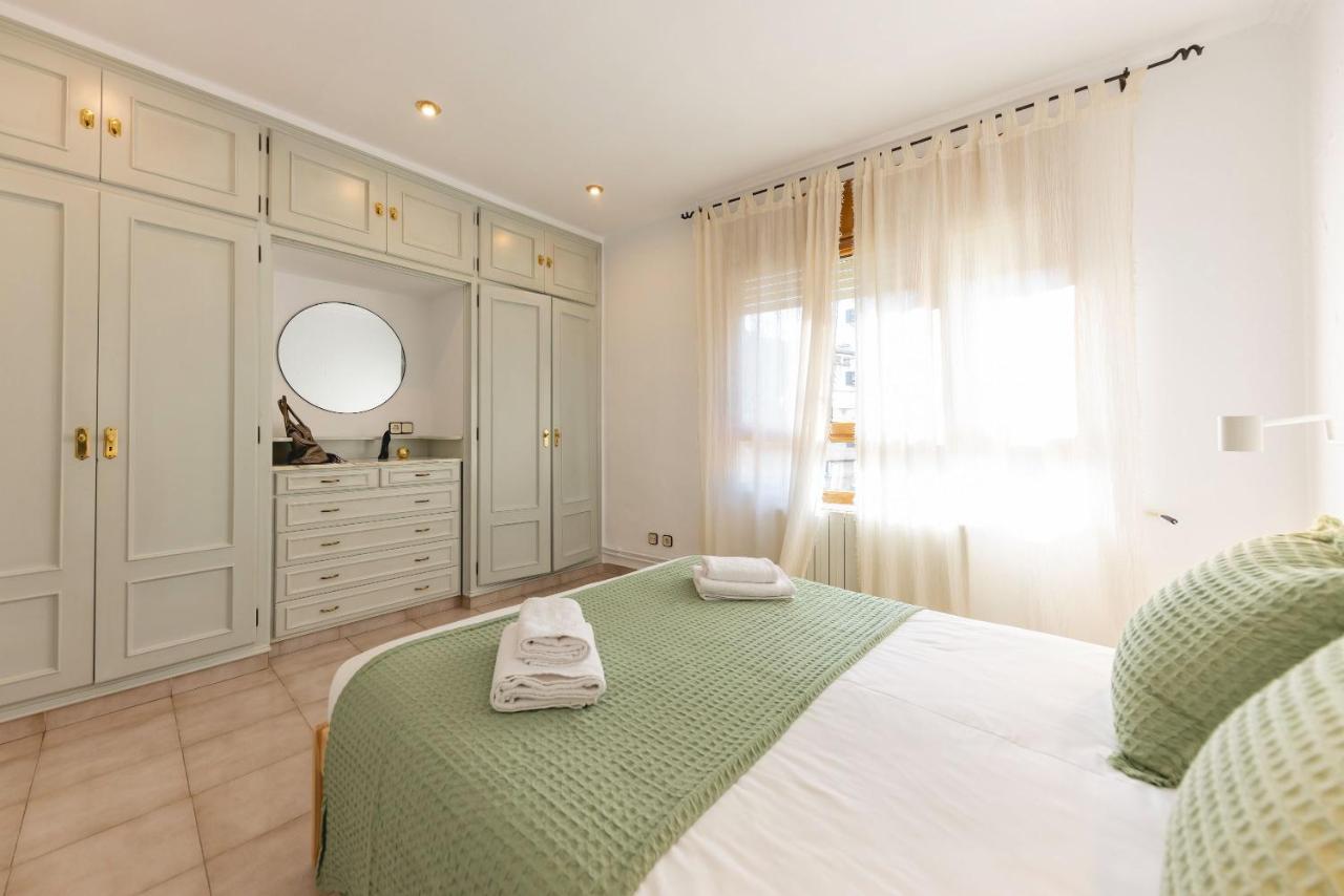 Bravissimo El Lleó, bright 4-bedroom apartment Girona Exterior foto